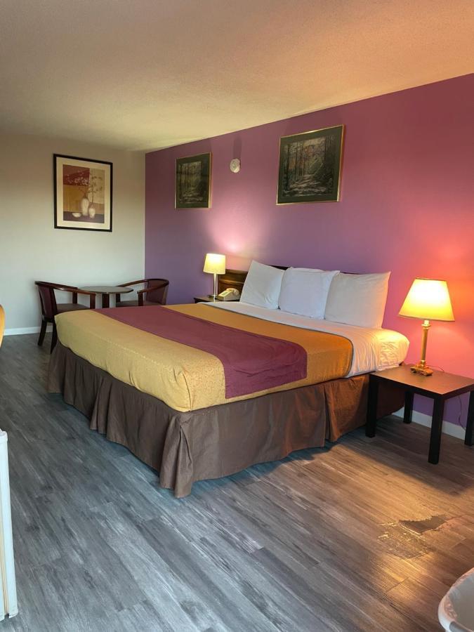 Budget Host Inn Greenup Eksteriør bilde